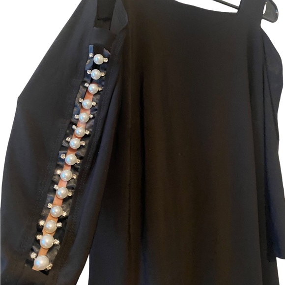 Black cold shoulder Cocktail dress with pearl & rhinestone sleeves S. Levine Med - Picture 5 of 16